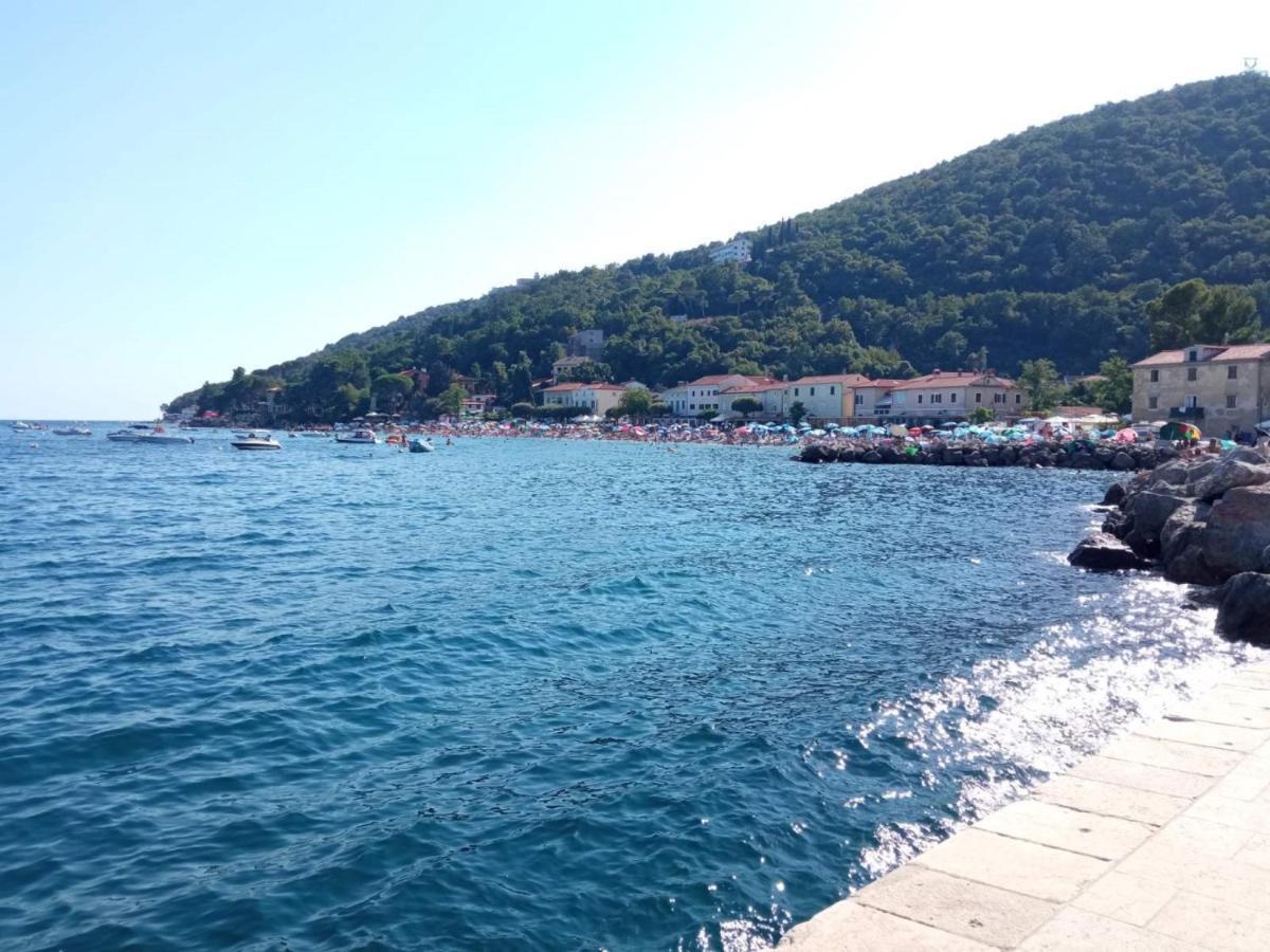 Apartments Lorinda Mošćenička Draga Екстериор снимка